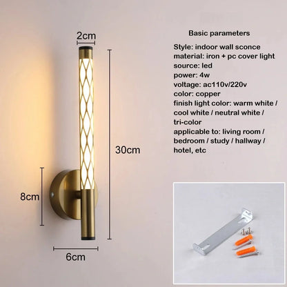 Daisy sleek linear Wall