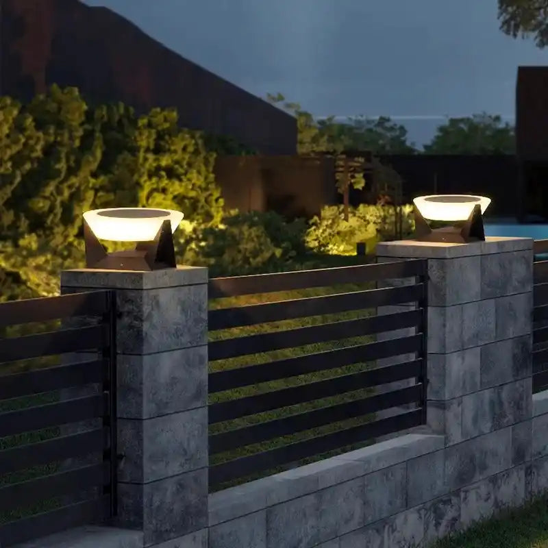Zynella Solace: Solar-Powered Lamp