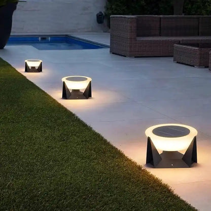 Zynella Solace: Solar-Powered Lamp