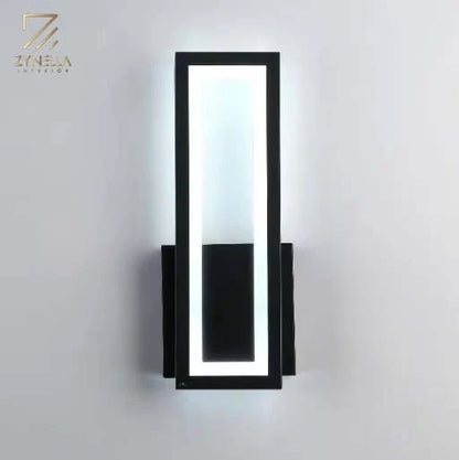 Elara Warm Wood Wall Lamp