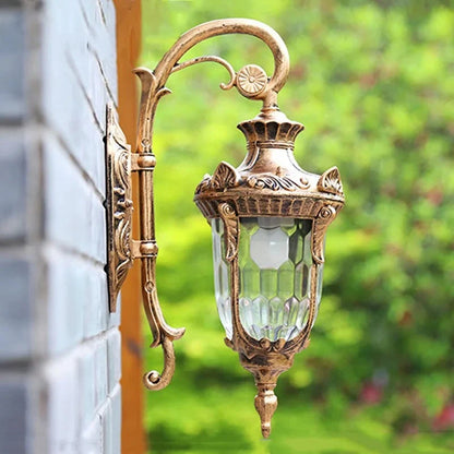 Valencia Vintage Garden Lamp