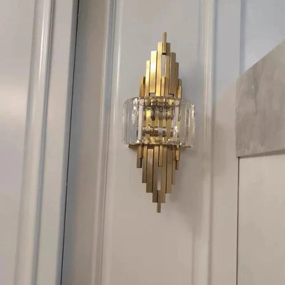 Hafza Sleek Scandinavian Wall Sconce
