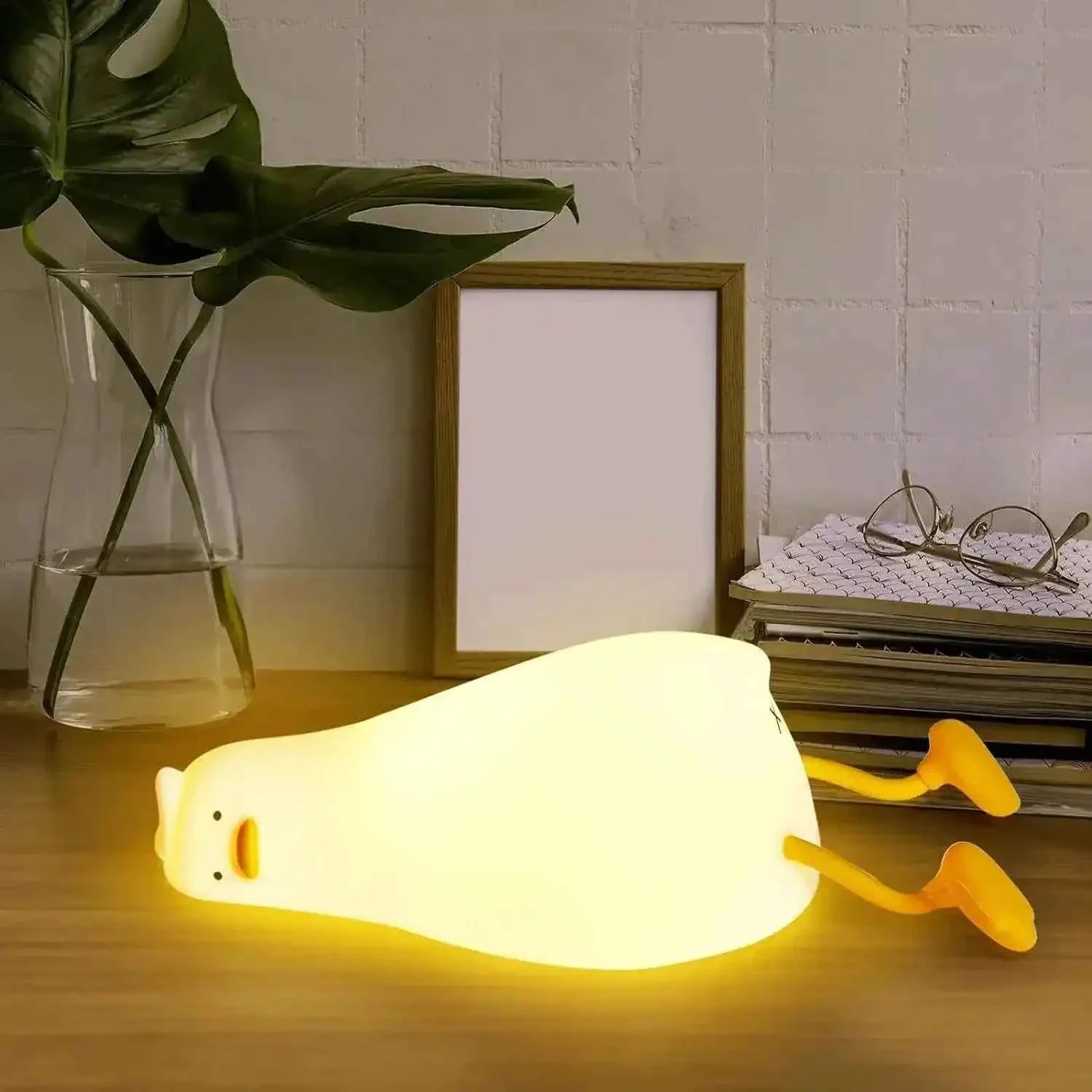 Zynella Waddle: Squishy Silicone Duck Night Light & Sleep Companion