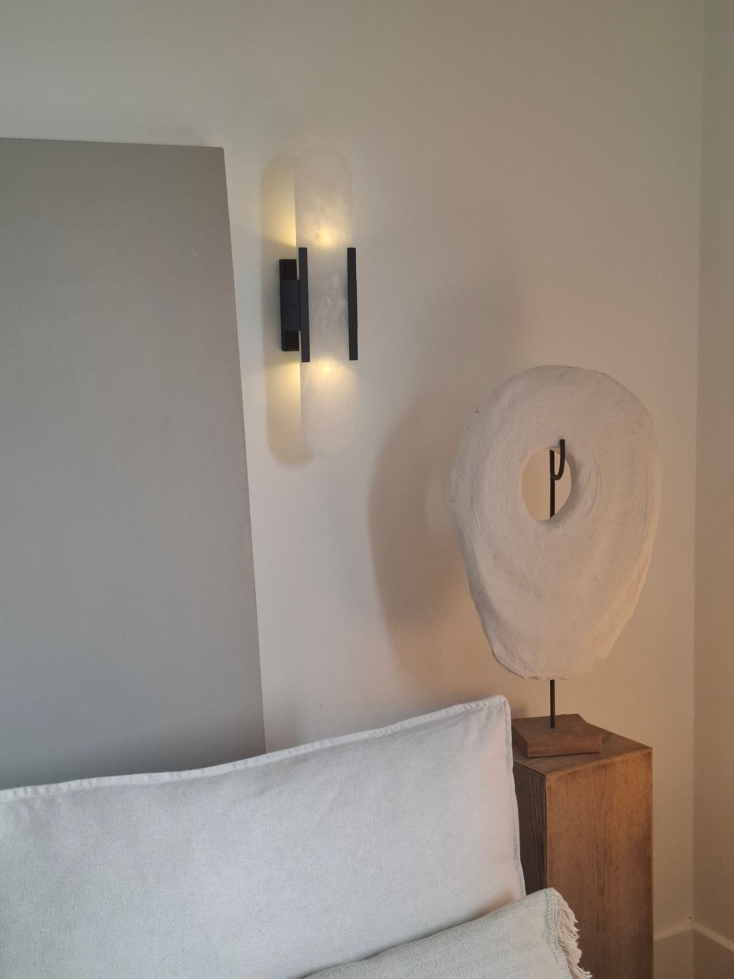 Regalia Marble Wall Lamp (50cm)