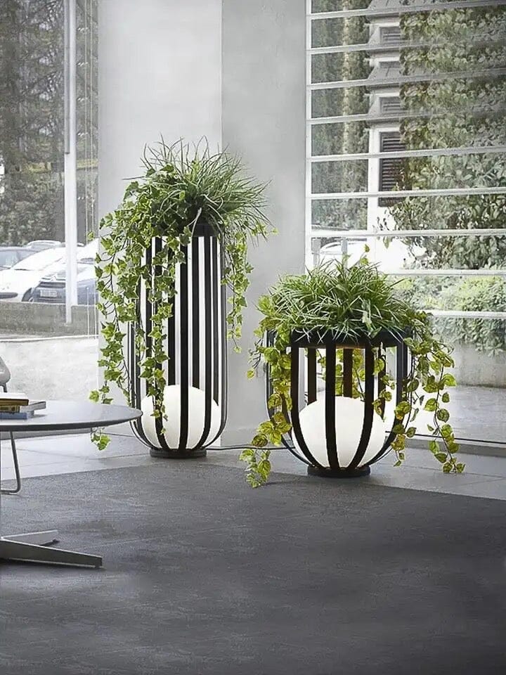 Zynella Flower Pot Table Lamp