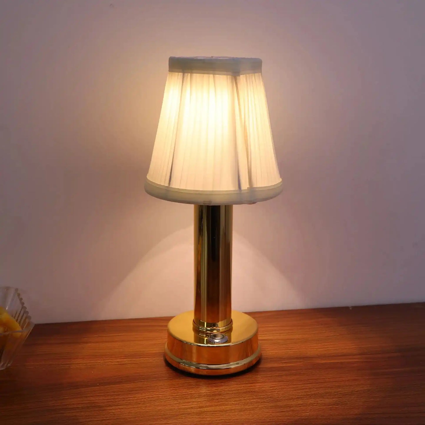 Zynella Aura Scholar: Modern Industrial Cordless Table Lamp
