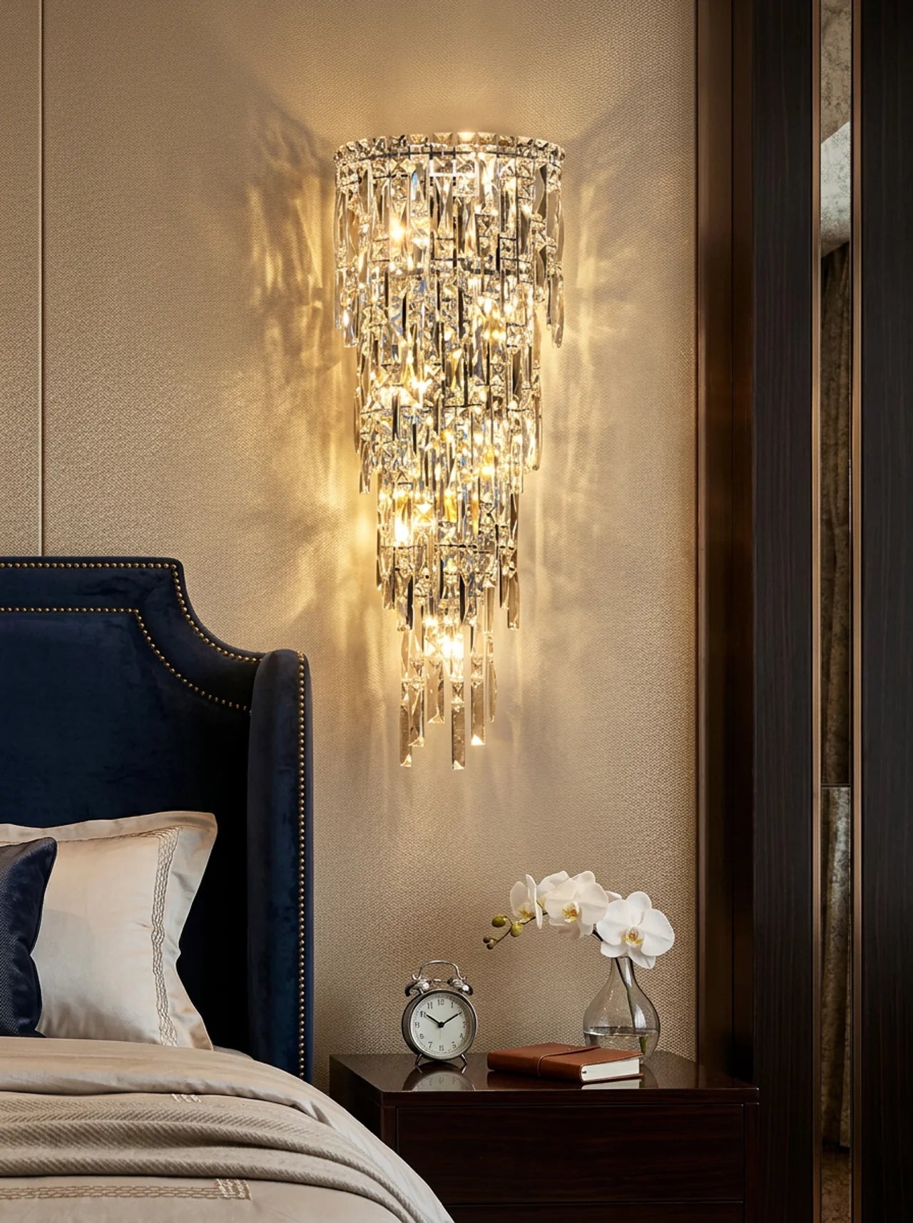 Crystal Rainfall Wall Lamp