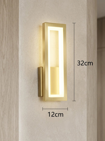 Elara Warm Wood Wall Lamp
