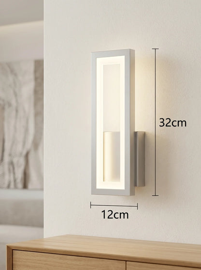 Elara Warm Wood Wall Lamp